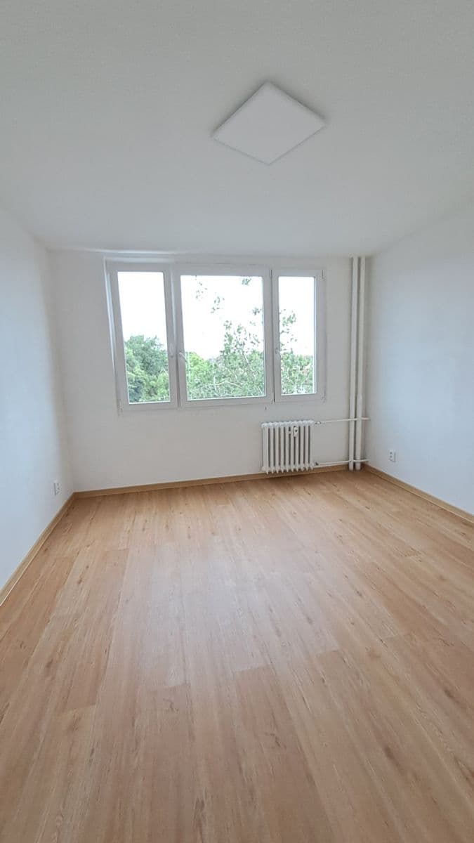 Pronájem bytu 3+1 72 m², Tuklatská, Praha, Praha Pronájem bytu 3+1 72 m², Tuklatská, Praha, Praha