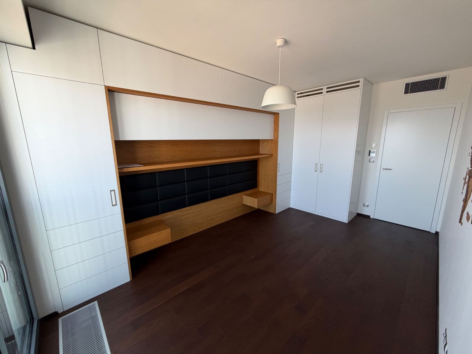 Pronájem bytu 3+kk 83 m², Olšanská, Praha, Praha Pronájem bytu 3+kk 83 m², Olšanská, Praha, Praha