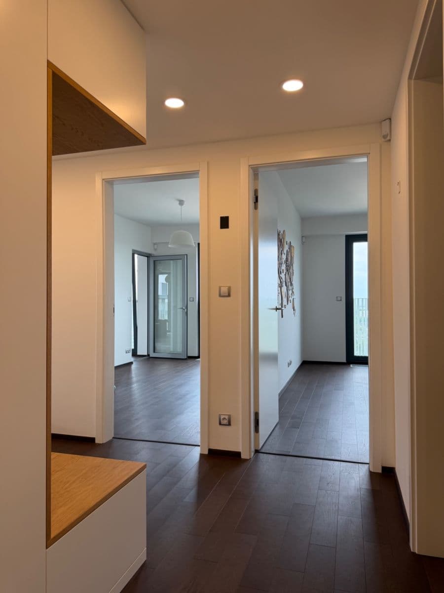 Pronájem bytu 3+kk 83 m², Olšanská, Praha, Praha Pronájem bytu 3+kk 83 m², Olšanská, Praha, Praha