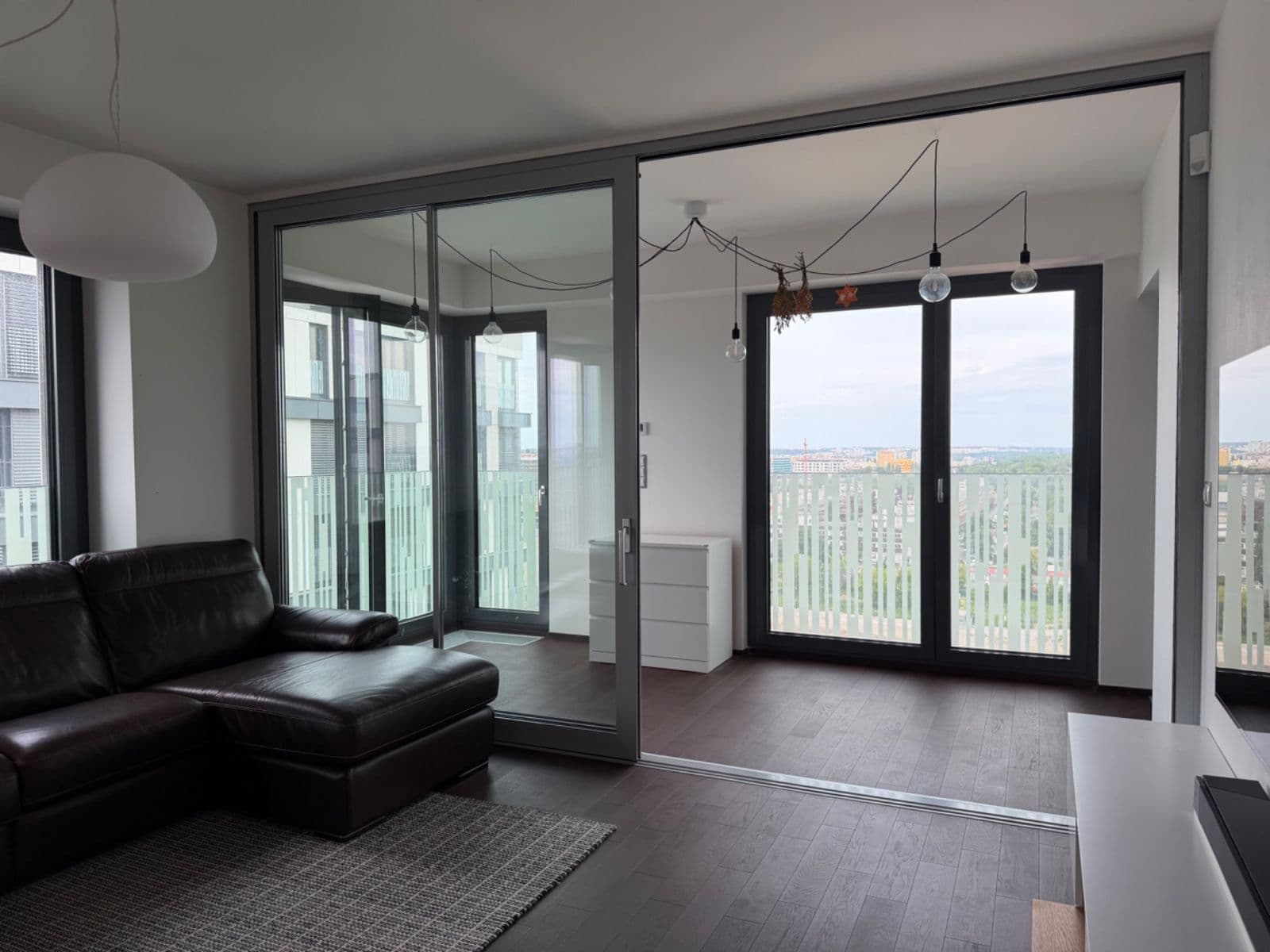 Pronájem bytu 3+kk 83 m², Olšanská, Praha, Praha Pronájem bytu 3+kk 83 m², Olšanská, Praha, Praha