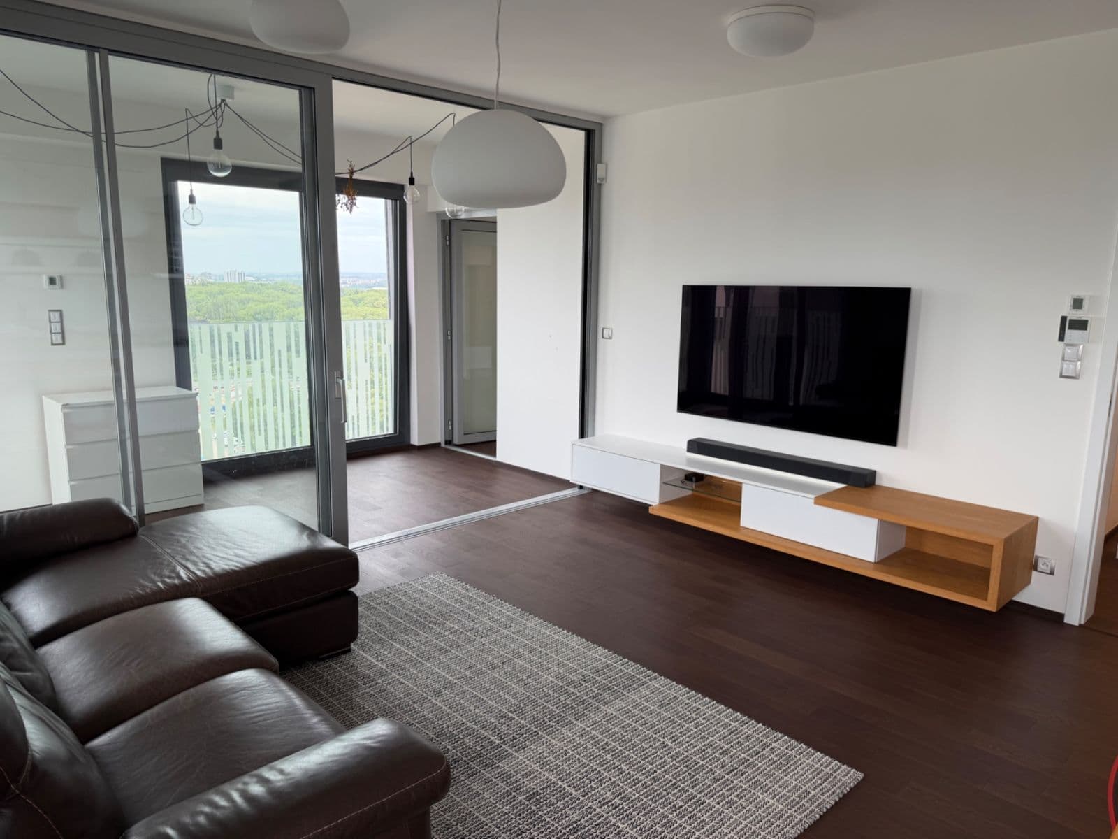 Pronájem bytu 3+kk 83 m², Olšanská, Praha, Praha Pronájem bytu 3+kk 83 m², Olšanská, Praha, Praha