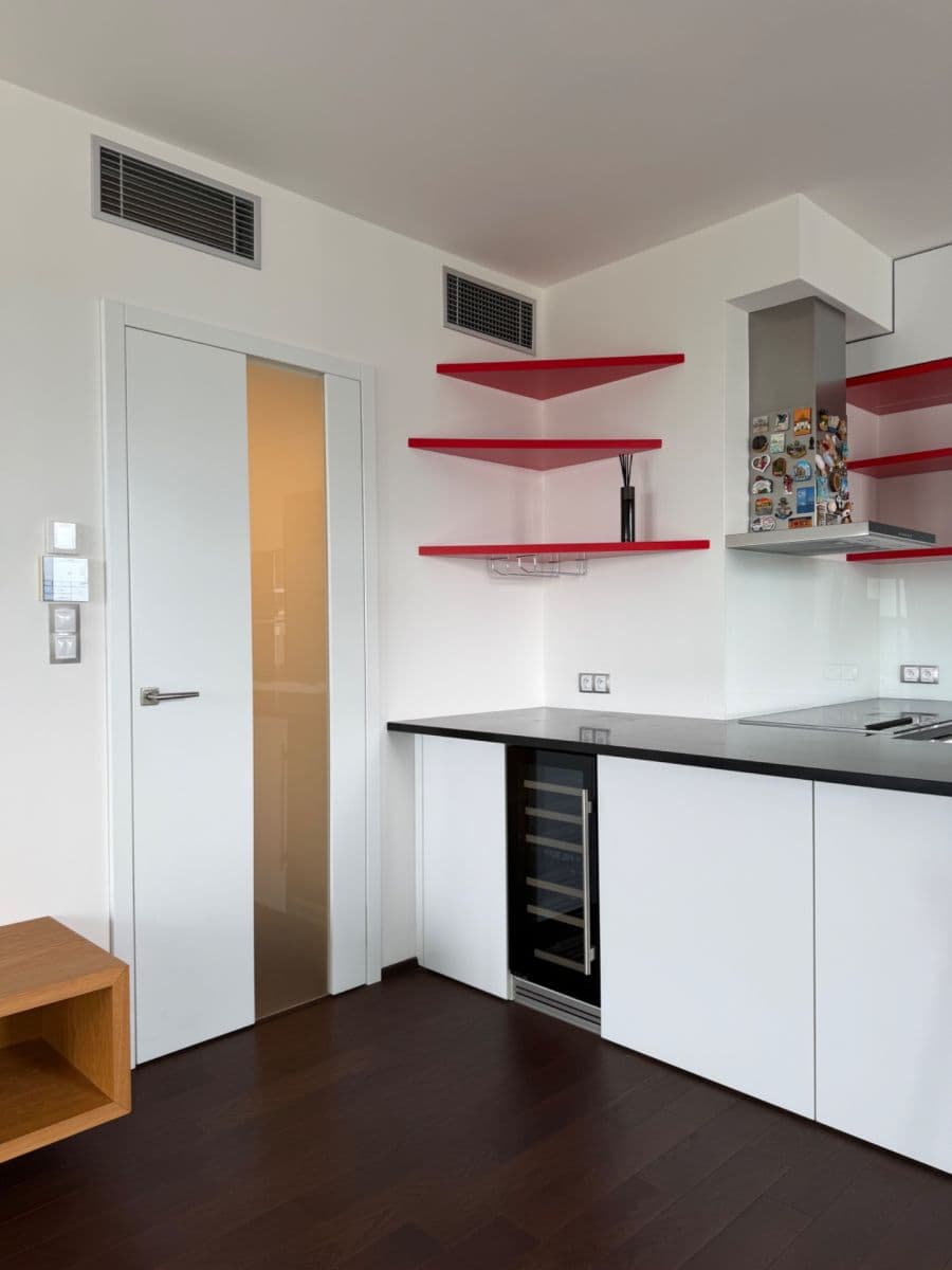 Pronájem bytu 3+kk 83 m², Olšanská, Praha, Praha Pronájem bytu 3+kk 83 m², Olšanská, Praha, Praha