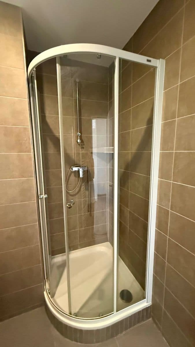 Prodej bytu 3+kk 85 m², Jeronýmova, Liberec, Liberecký kraj Prodej bytu 3+kk 85 m², Jeronýmova, Liberec, Liberecký kraj