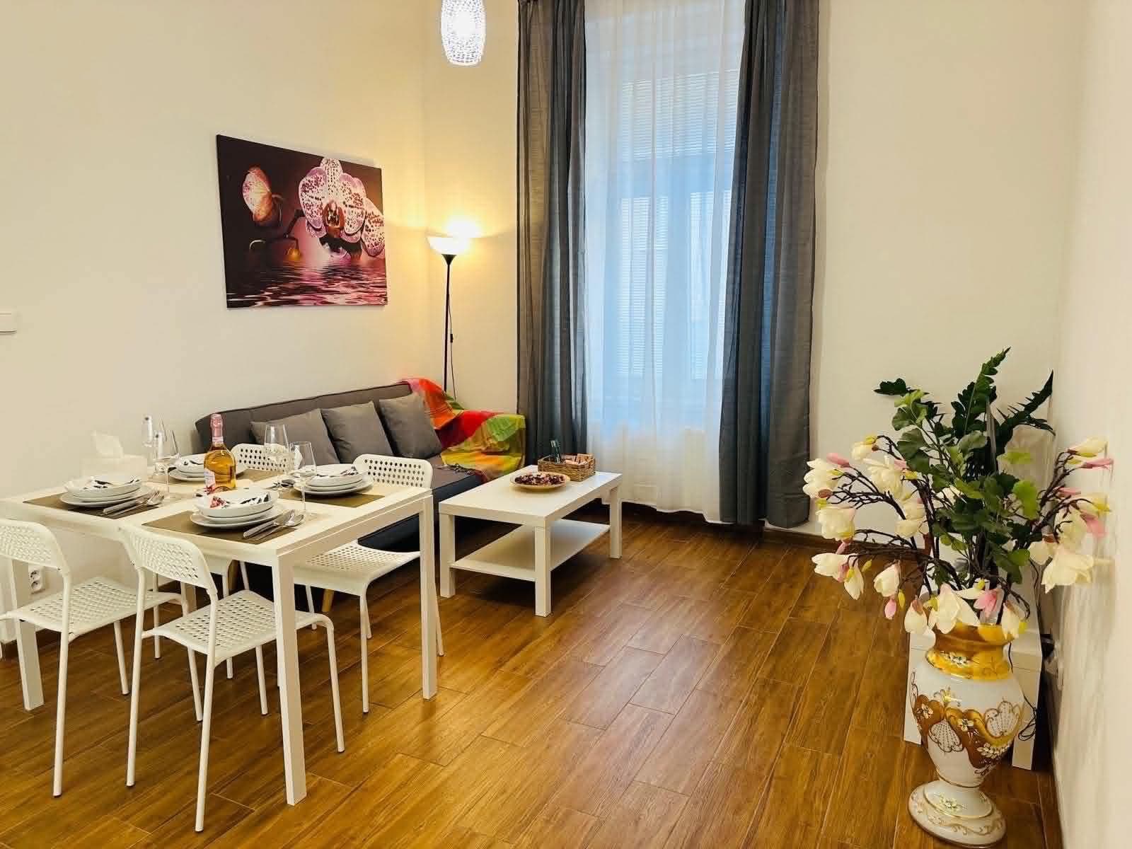 Pronájem bytu 2+kk 45 m², Sokolovská, Praha, Praha Pronájem bytu 2+kk 45 m², Sokolovská, Praha, Praha