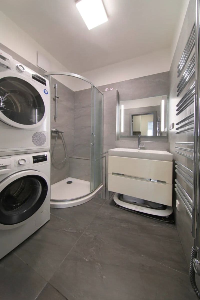 Pronájem bytu 2+kk 69 m², Na Výhledech, Plzeň, Plzeňský kraj Pronájem bytu 2+kk 69 m², Na Výhledech, Plzeň, Plzeňský kraj