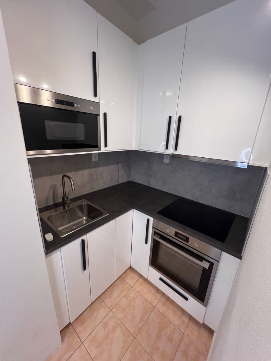Prodej bytu 2+kk 48 m², Černokostelecká, Říčany, Středočeský kraj Prodej bytu 2+kk 48 m², Černokostelecká, Říčany, Středočeský kraj