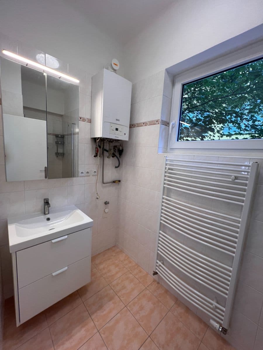Prodej bytu 2+kk 48 m², Černokostelecká, Říčany, Středočeský kraj Prodej bytu 2+kk 48 m², Černokostelecká, Říčany, Středočeský kraj