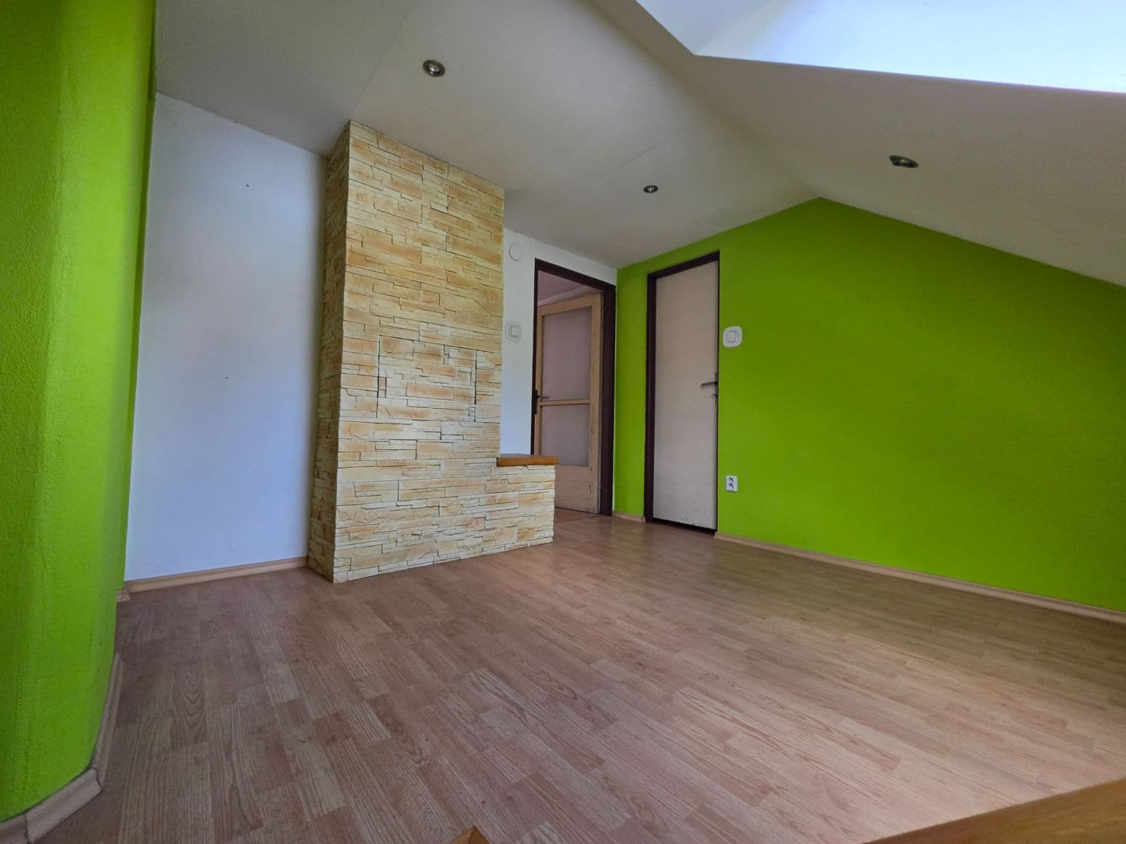 Prodej domu 200 m², pozemek 827 m², Banícka, Ľubietová, Banskobystrický kraj Prodej domu 200 m², pozemek 827 m², Banícka, Ľubietová, Banskobystrický kraj