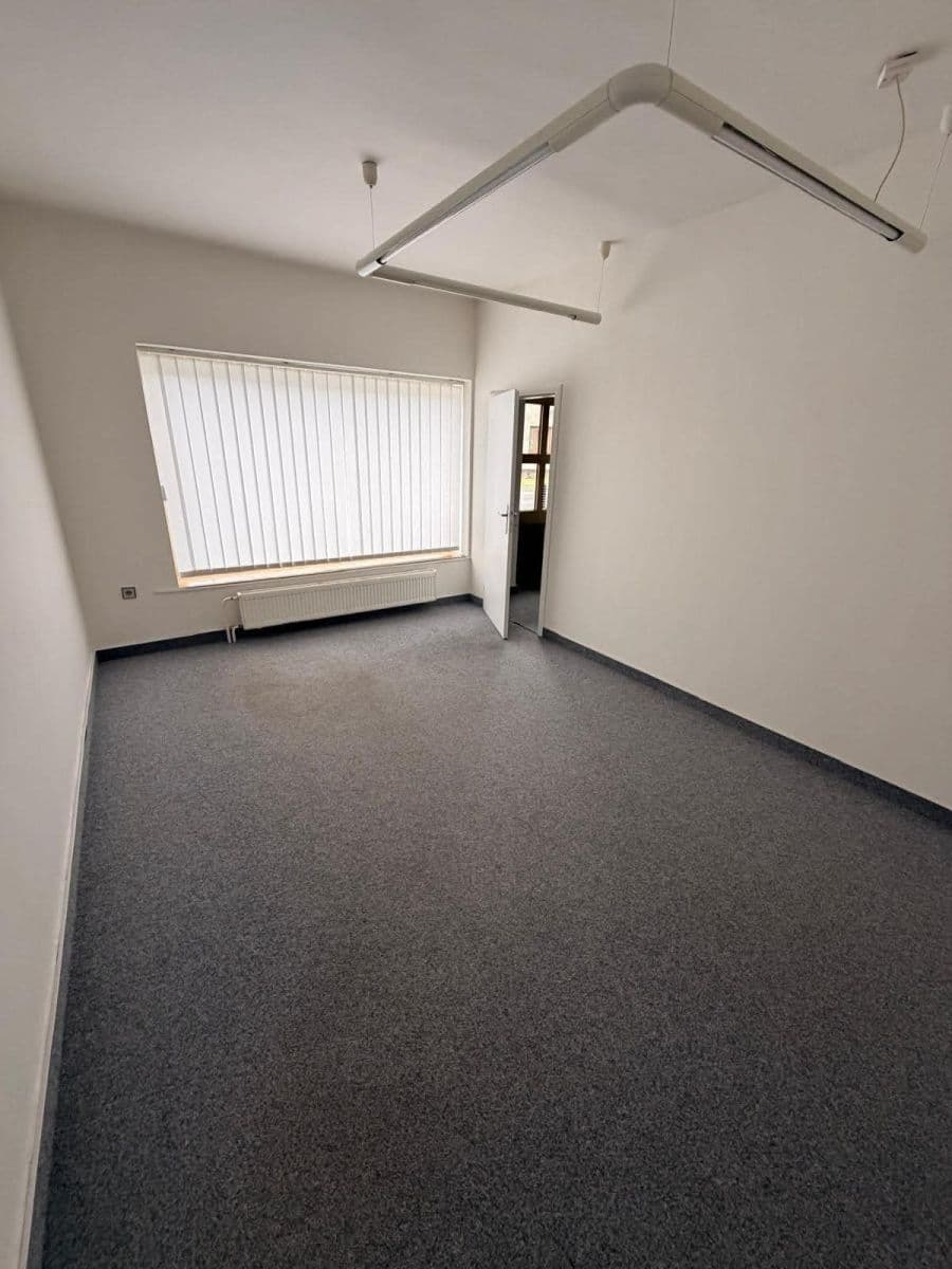 Pronájem nebytového prostoru 166 m², Masarykova, Rudná, Středočeský kraj Pronájem nebytového prostoru 166 m², Masarykova, Rudná, Středočeský kraj