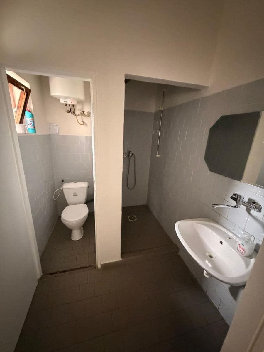 Pronájem nebytového prostoru 166 m², Masarykova, Rudná, Středočeský kraj Pronájem nebytového prostoru 166 m², Masarykova, Rudná, Středočeský kraj