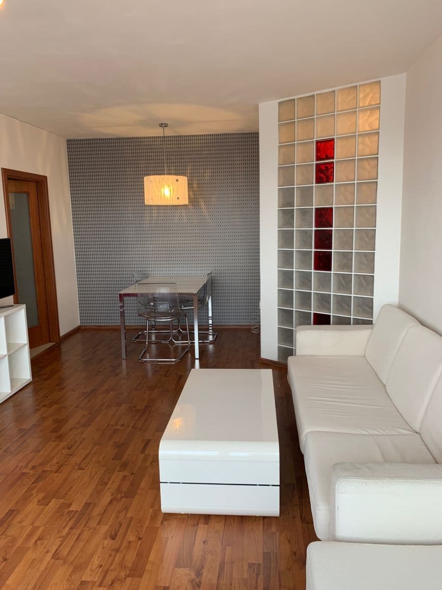 Pronájem bytu 2+kk 51 m², Dr. Jiřího Procházky, Jihlava, Kraj Vysočina Pronájem bytu 2+kk 51 m², Dr. Jiřího Procházky, Jihlava, Kraj Vysočina