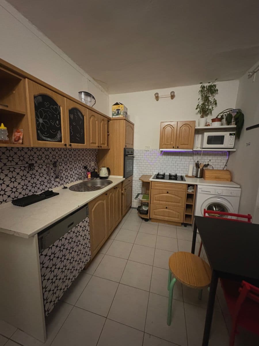 Pronájem bytu 2+1 54 m², Poděbradská, Praha, Praha Pronájem bytu 2+1 54 m², Poděbradská, Praha, Praha