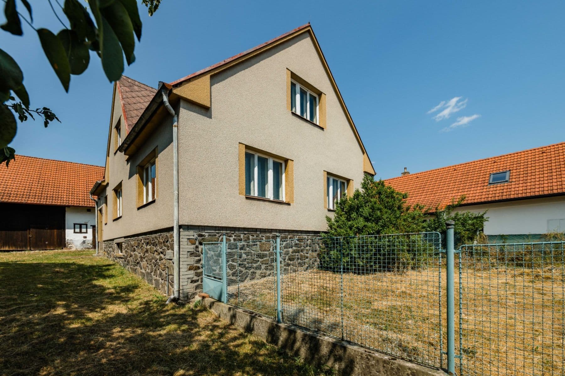 Prodej domu 91 m², pozemek 1.042 m², Želeč, Jihočeský kraj Prodej domu 91 m², pozemek 1.042 m², Želeč, Jihočeský kraj