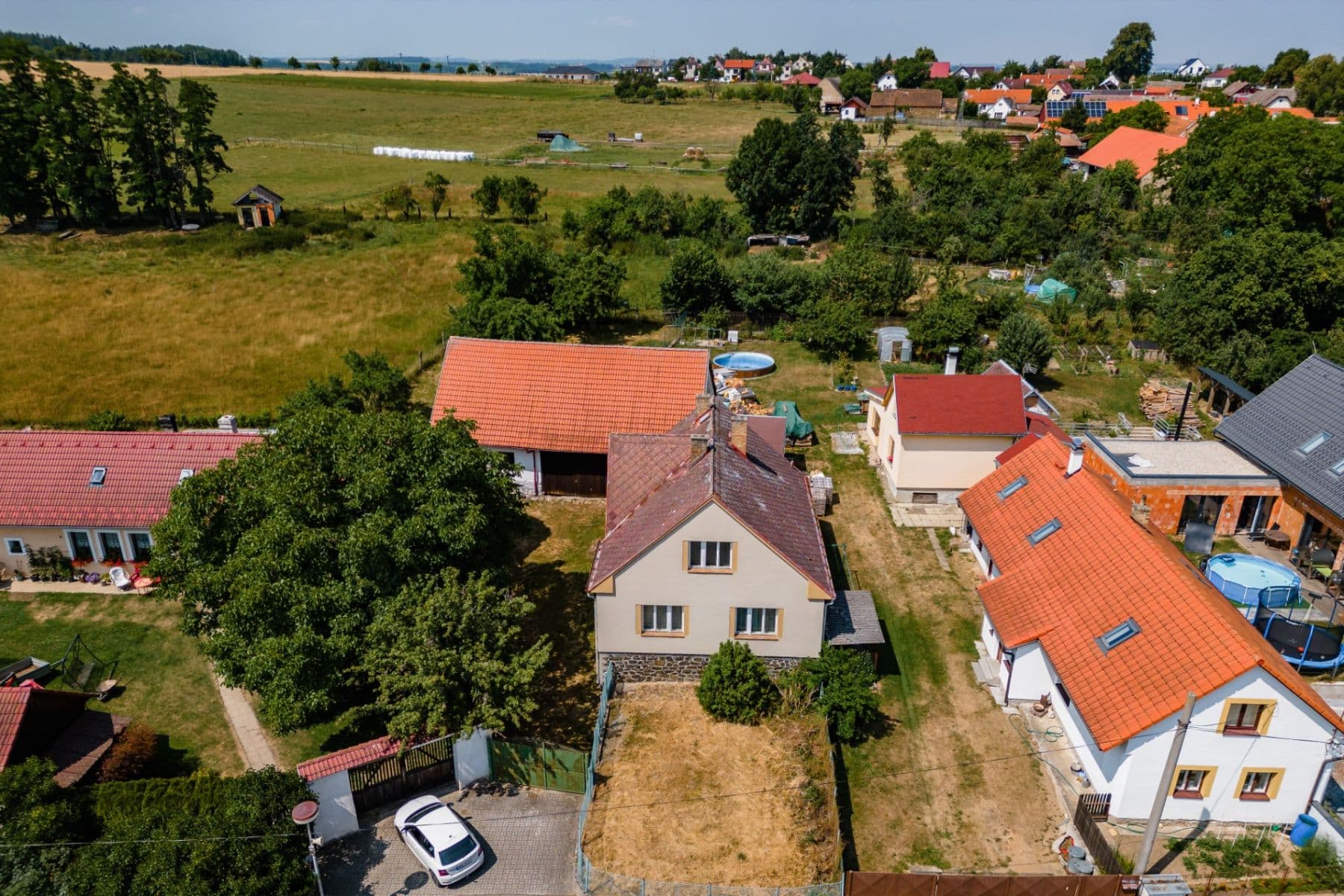 Prodej domu 91 m², pozemek 1.042 m², Želeč, Jihočeský kraj Prodej domu 91 m², pozemek 1.042 m², Želeč, Jihočeský kraj