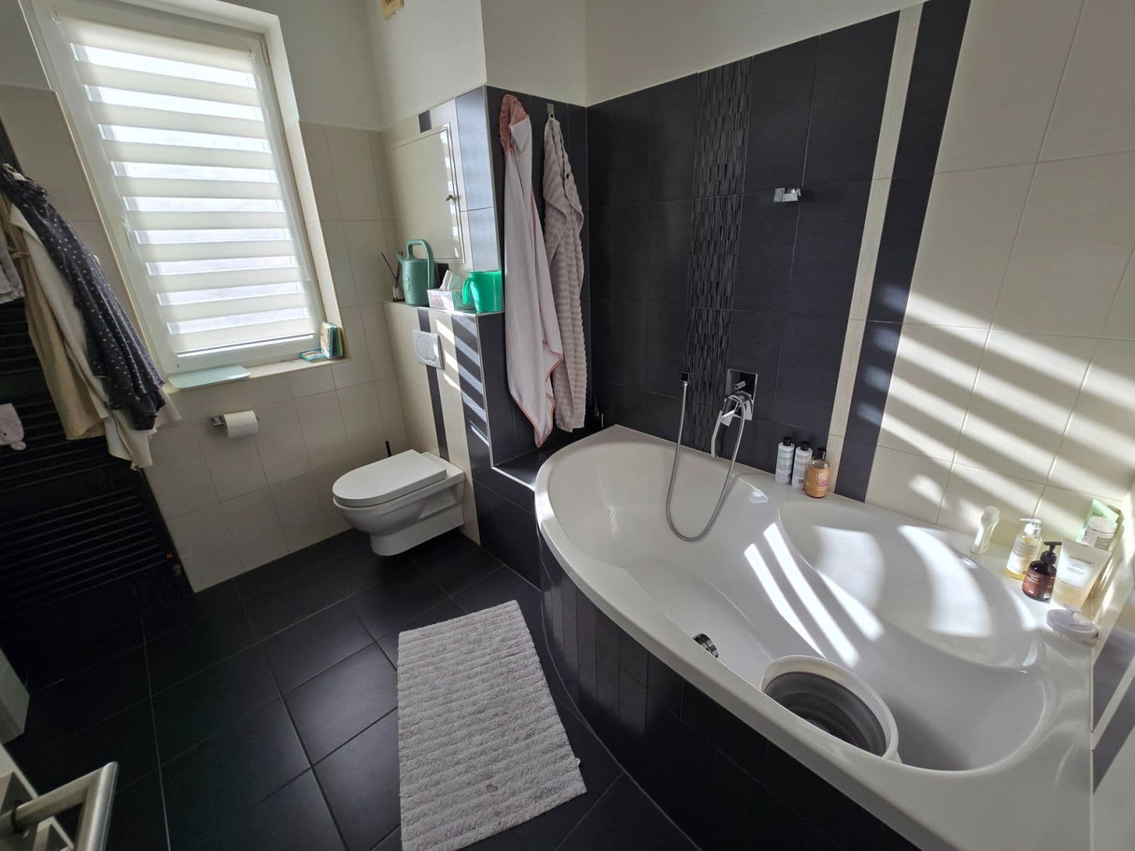 Pronájem bytu 3+kk 106 m², Jabloňová, Uherské Hradiště, Zlínský kraj Pronájem bytu 3+kk 106 m², Jabloňová, Uherské Hradiště, Zlínský kraj