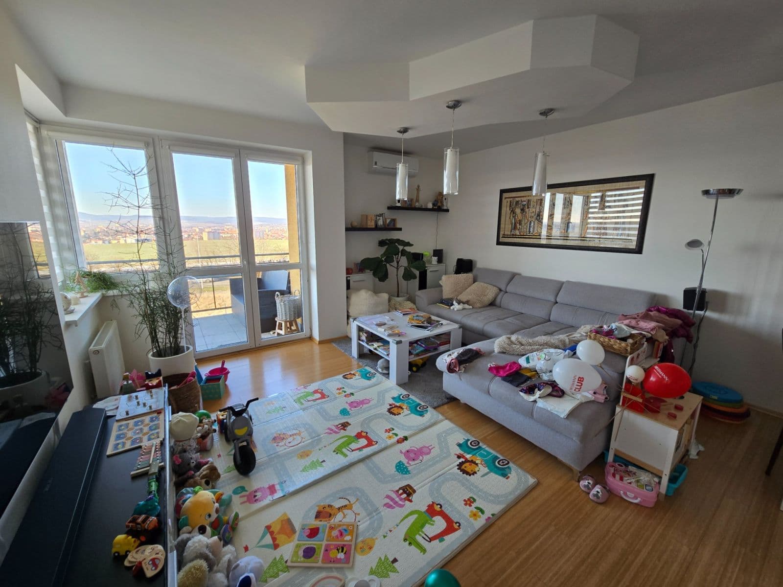 Pronájem bytu 3+kk 106 m², Jabloňová, Uherské Hradiště, Zlínský kraj Pronájem bytu 3+kk 106 m², Jabloňová, Uherské Hradiště, Zlínský kraj