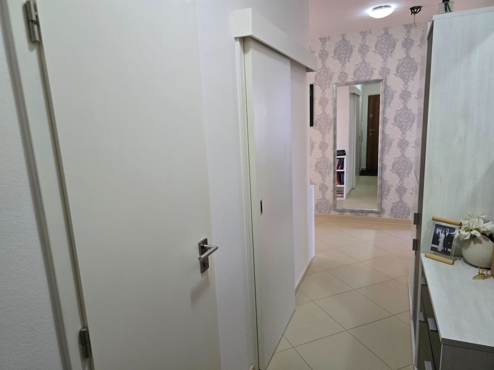 Pronájem bytu 3+kk 106 m², Jabloňová, Uherské Hradiště, Zlínský kraj Pronájem bytu 3+kk 106 m², Jabloňová, Uherské Hradiště, Zlínský kraj