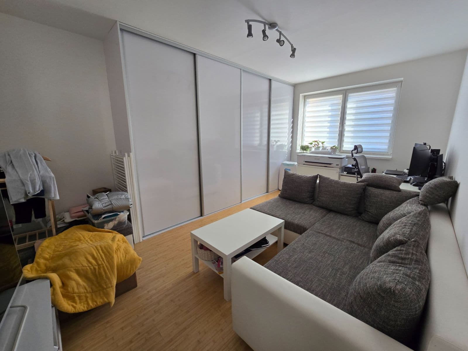Pronájem bytu 3+kk 106 m², Jabloňová, Uherské Hradiště, Zlínský kraj Pronájem bytu 3+kk 106 m², Jabloňová, Uherské Hradiště, Zlínský kraj