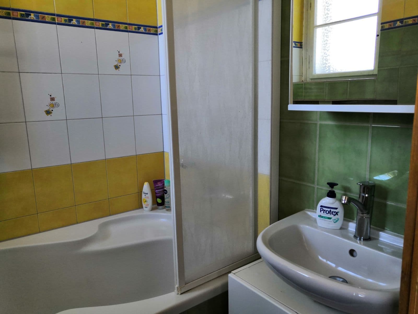 Pronájem bytu 2+1 68 m², Kafkova, Praha, Praha Pronájem bytu 2+1 68 m², Kafkova, Praha, Praha