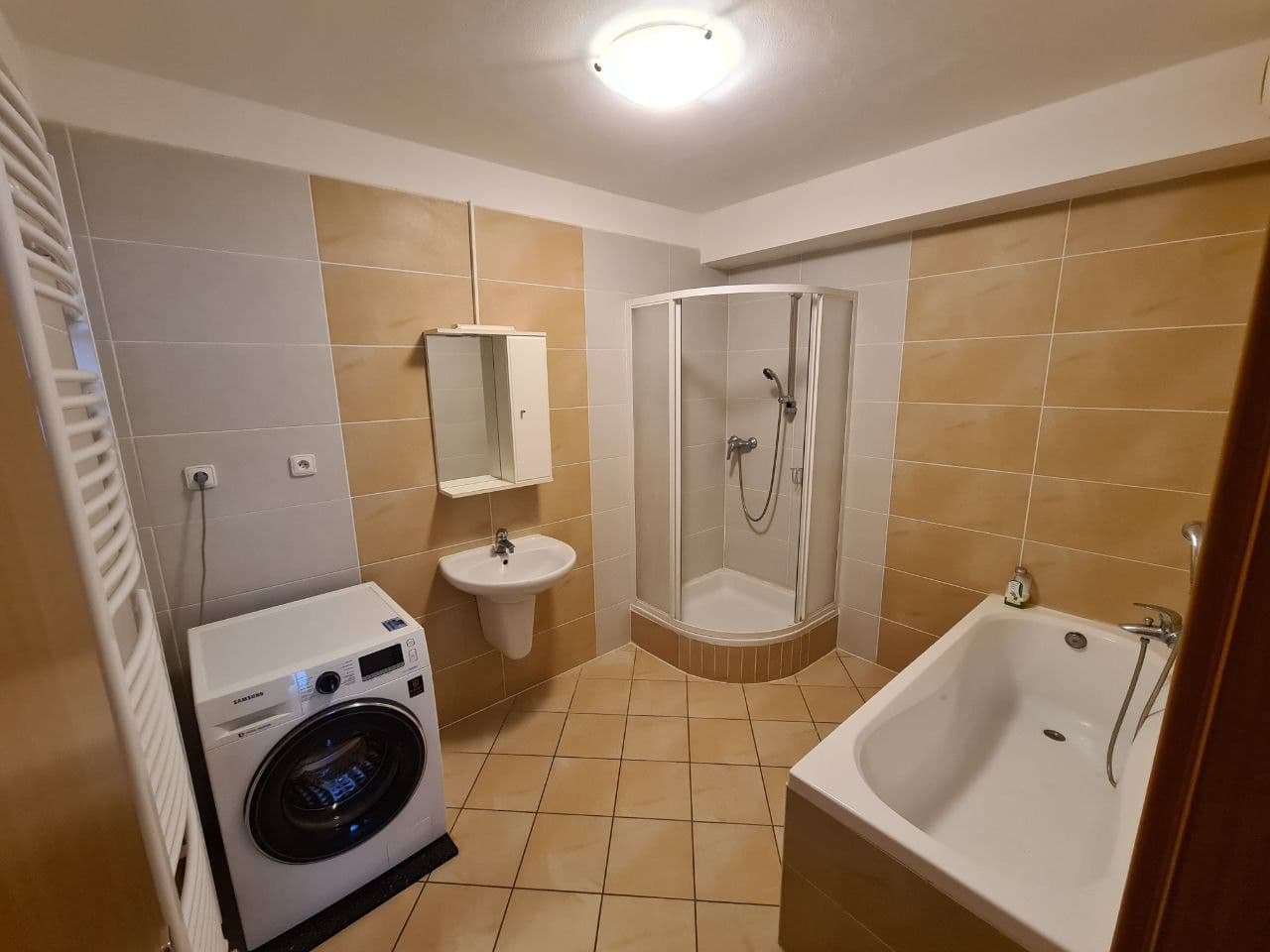 Pronájem bytu 3+kk 105 m², Vodní, Brno, Jihomoravský kraj Pronájem bytu 3+kk 105 m², Vodní, Brno, Jihomoravský kraj