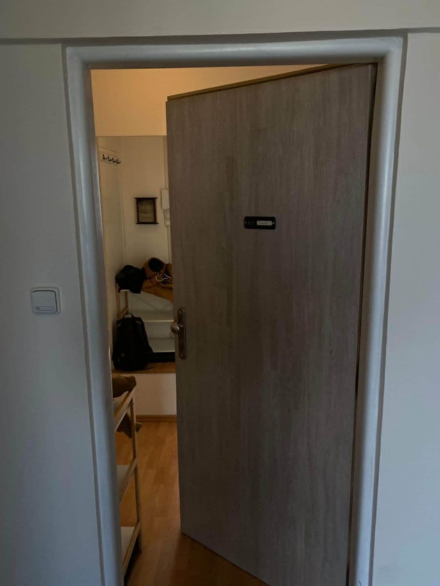 Prodej bytu 1+1 39 m², Hurbanova, Praha, Praha Prodej bytu 1+1 39 m², Hurbanova, Praha, Praha