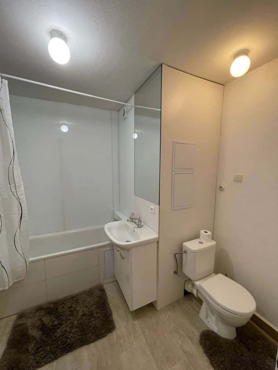 Prodej bytu 1+1 39 m², Hurbanova, Praha, Praha Prodej bytu 1+1 39 m², Hurbanova, Praha, Praha