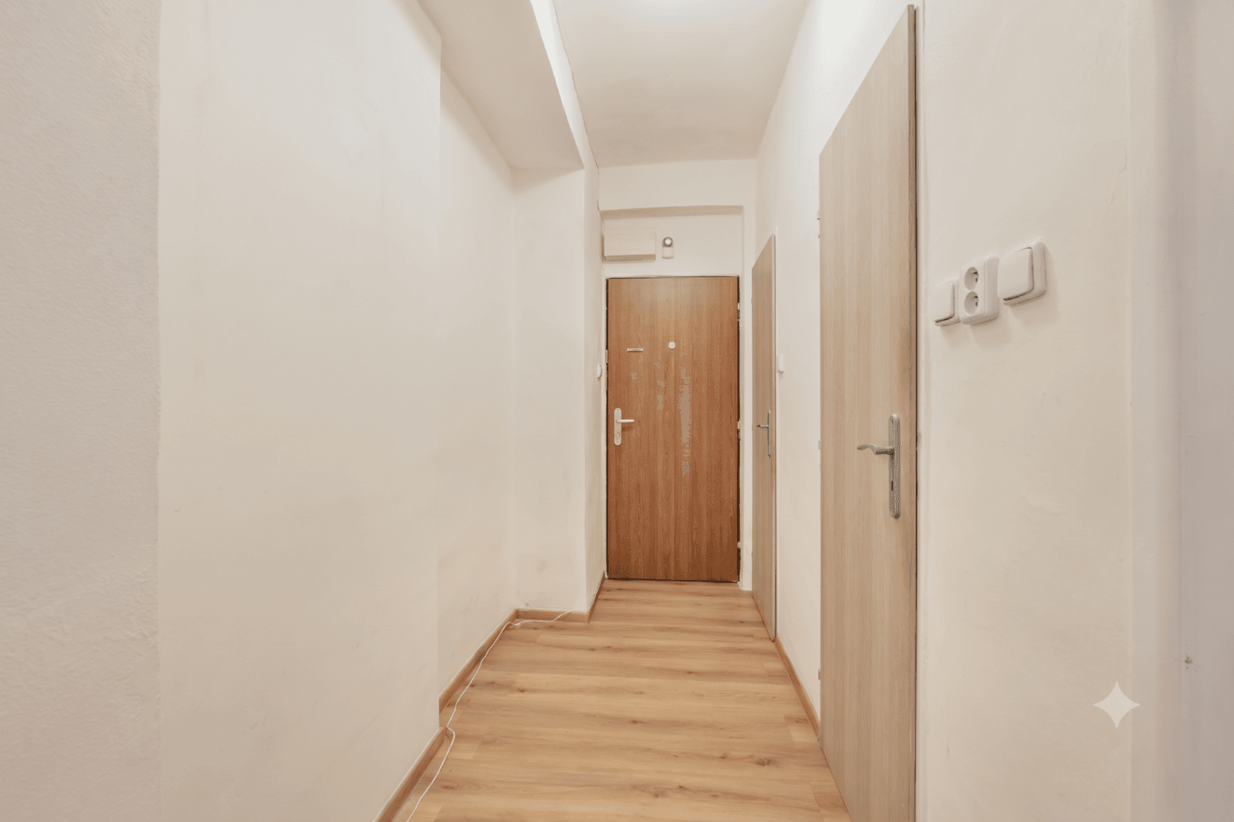 Pronájem bytu 2+1 52 m², Mochovská, Praha, Praha Pronájem bytu 2+1 52 m², Mochovská, Praha, Praha