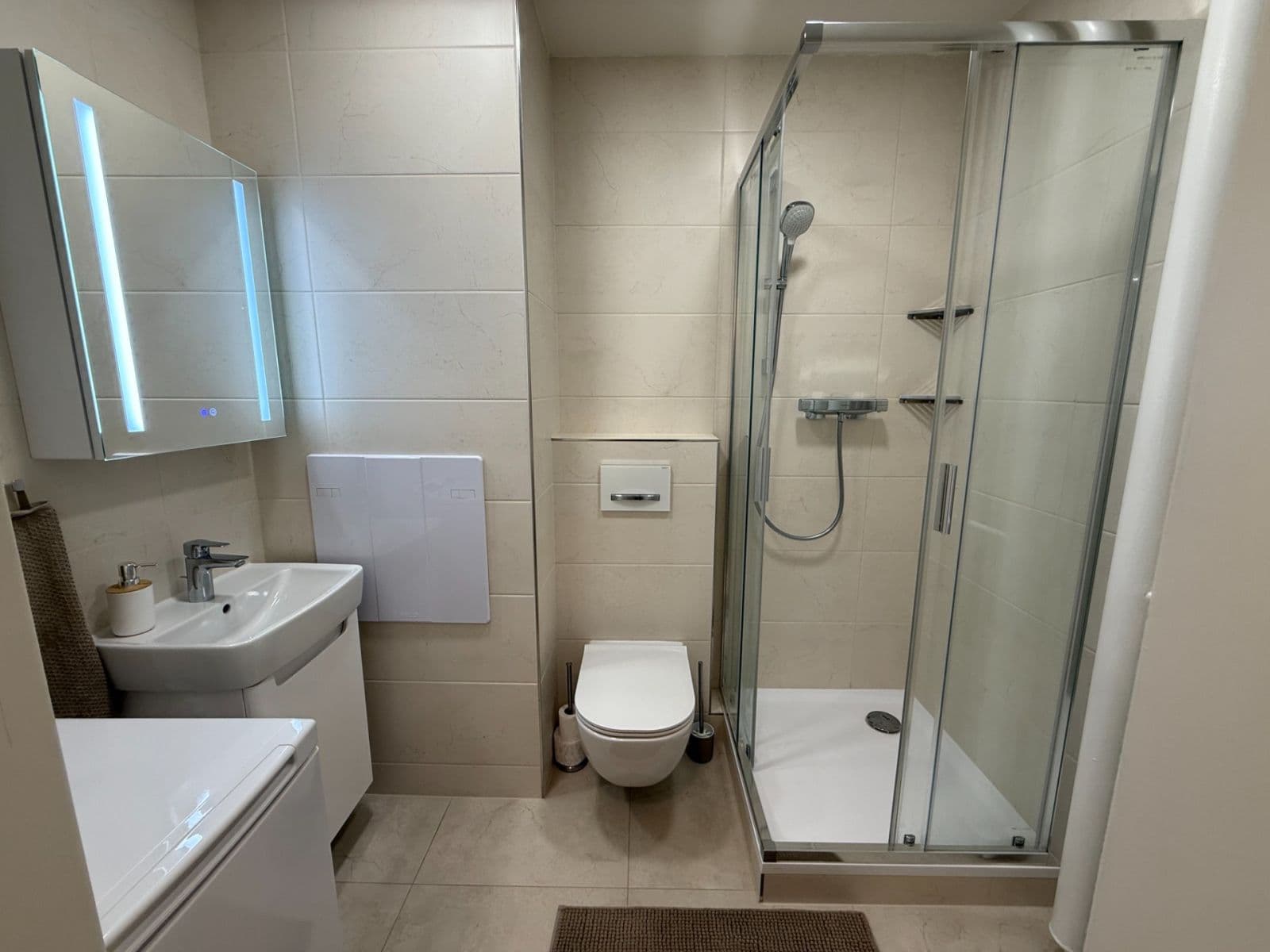 Pronájem bytu 3+kk 54 m², náměstí Na Balabence, Praha, Praha Pronájem bytu 3+kk 54 m², náměstí Na Balabence, Praha, Praha