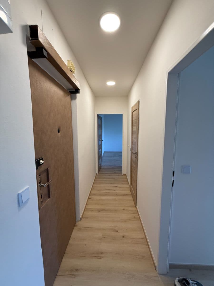 Pronájem bytu 3+kk 54 m², náměstí Na Balabence, Praha, Praha Pronájem bytu 3+kk 54 m², náměstí Na Balabence, Praha, Praha