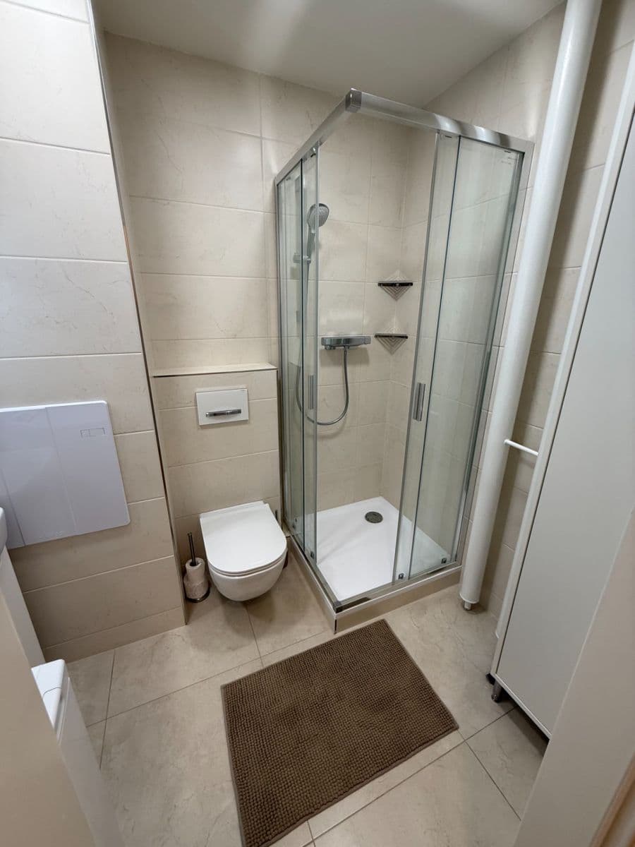 Pronájem bytu 3+kk 54 m², náměstí Na Balabence, Praha, Praha Pronájem bytu 3+kk 54 m², náměstí Na Balabence, Praha, Praha