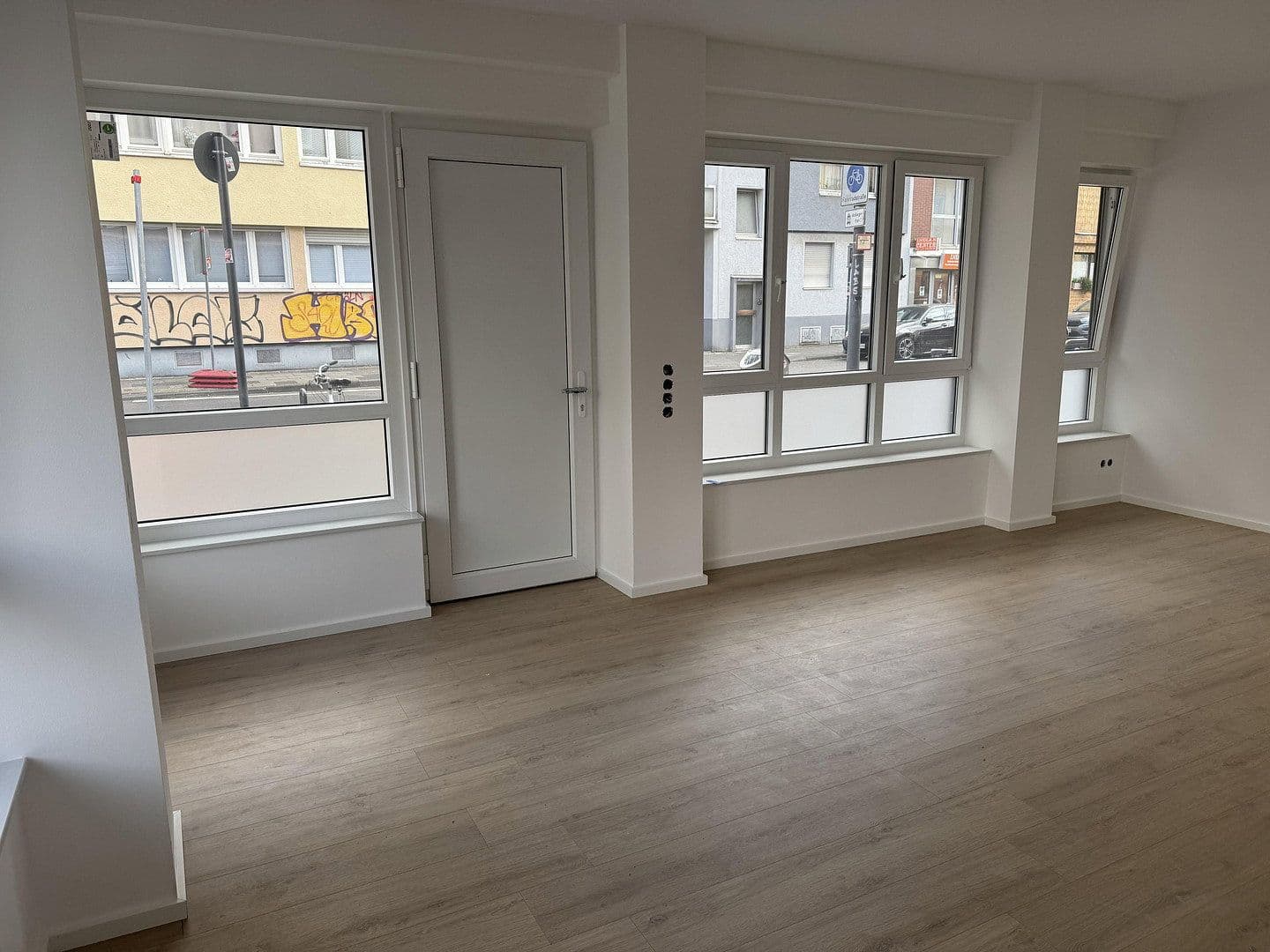 Pronájem bytu 1+1 30 m², Fleischmengergasse 17, Köln, Severní Porýní-Vestfálsko Pronájem bytu 1+1 30 m², Fleischmengergasse 17, Köln, Severní Porýní-Vestfálsko