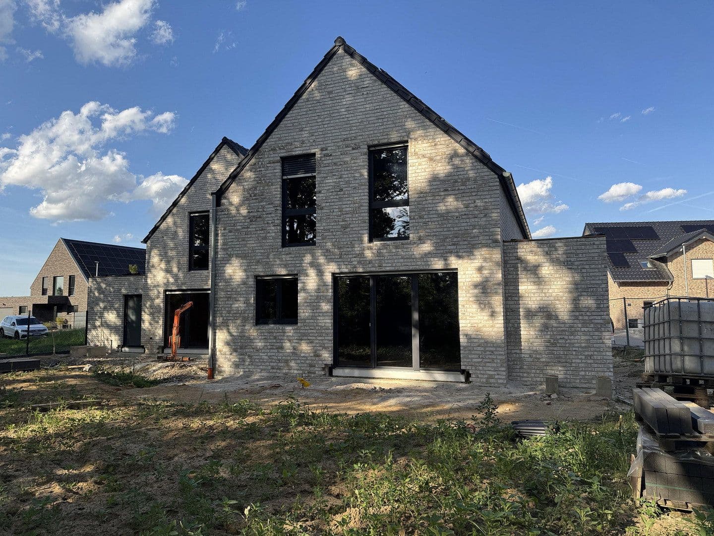 Prodej domu 122 m², pozemek 388 m², Im Pesch 13A, Erkelenz, Severní Porýní-Vestfálsko Prodej domu 122 m², pozemek 388 m², Im Pesch 13A, Erkelenz, Severní Porýní-Vestfálsko