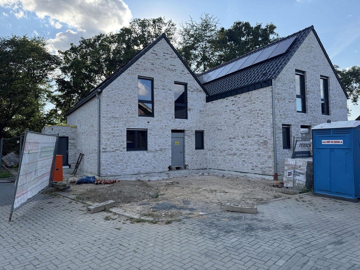 Prodej domu 122 m², pozemek 388 m², Im Pesch 13A, Erkelenz, Severní Porýní-Vestfálsko Prodej domu 122 m², pozemek 388 m², Im Pesch 13A, Erkelenz, Severní Porýní-Vestfálsko