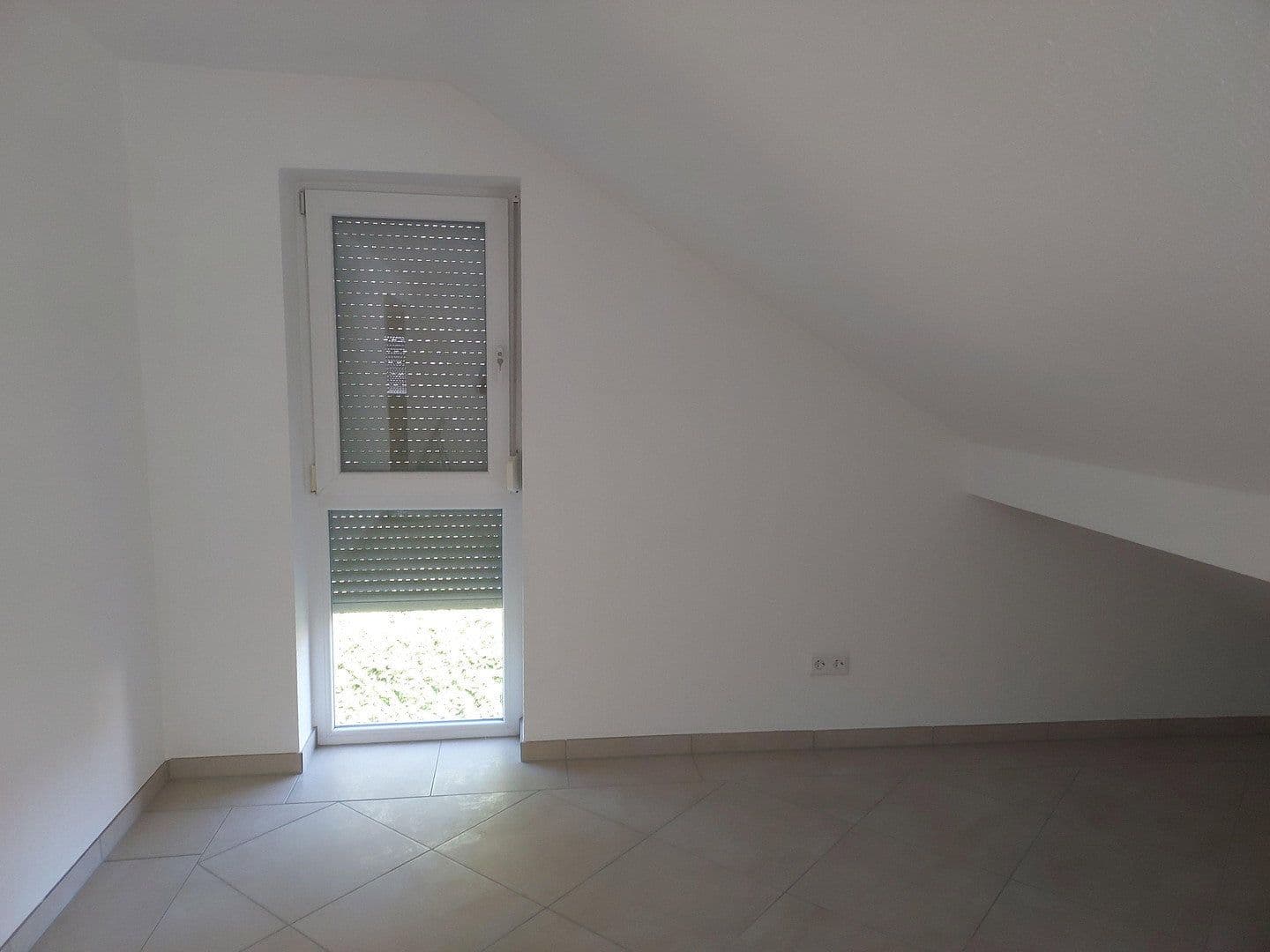 Pronájem bytu 3+1 64 m², Backnang, Bádensko-Württembersko Pronájem bytu 3+1 64 m², Backnang, Bádensko-Württembersko