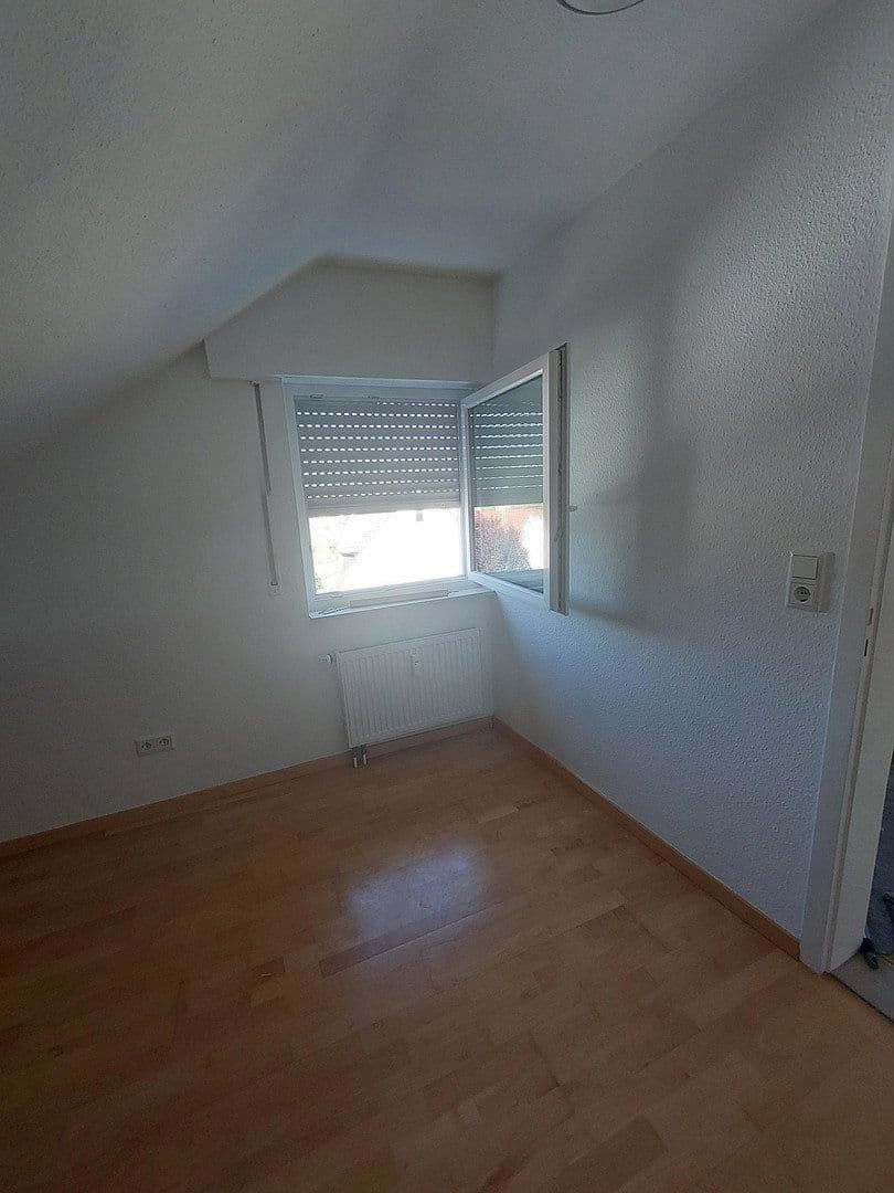 Pronájem bytu 3+1 64 m², Backnang, Bádensko-Württembersko Pronájem bytu 3+1 64 m², Backnang, Bádensko-Württembersko