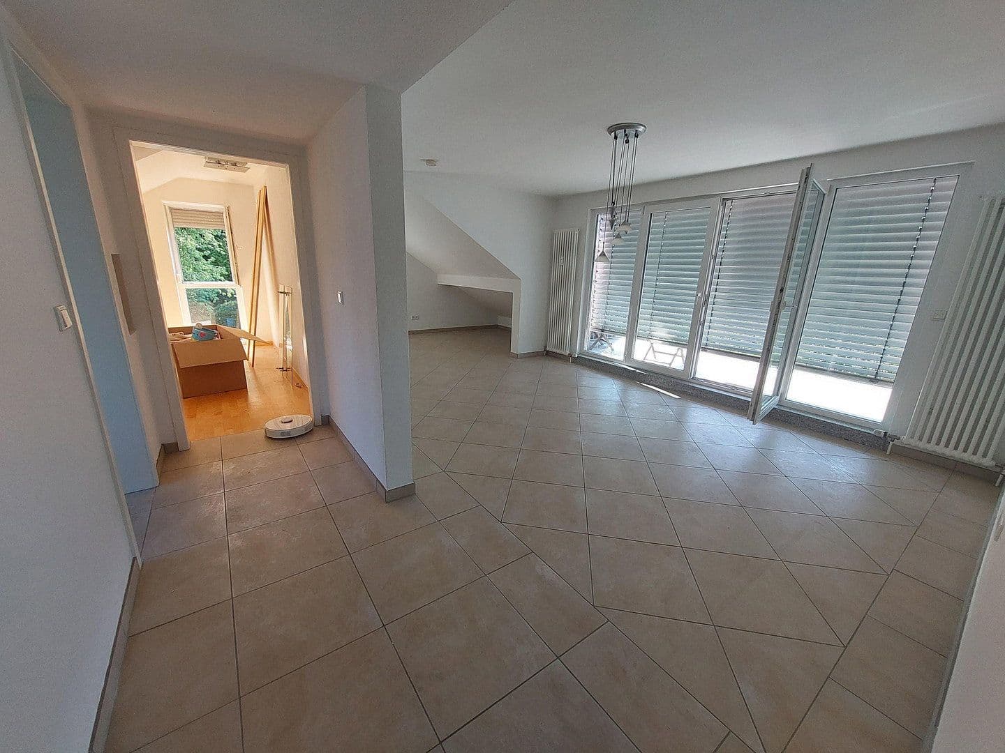 Pronájem bytu 3+1 64 m², Backnang, Bádensko-Württembersko Pronájem bytu 3+1 64 m², Backnang, Bádensko-Württembersko