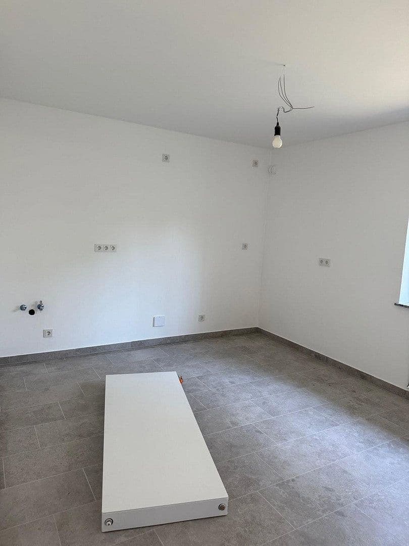 Pronájem bytu 2+1 68 m², Dossenheim, Bádensko-Württembersko Pronájem bytu 2+1 68 m², Dossenheim, Bádensko-Württembersko