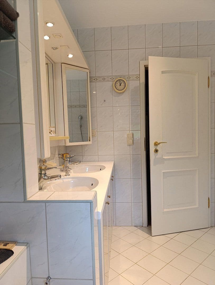 Pronájem bytu 4+1 145 m², Bürgermeister-Ledermann-Straße 13, Bad Wörishofen, Bavorsko Pronájem bytu 4+1 145 m², Bürgermeister-Ledermann-Straße 13, Bad Wörishofen, Bavorsko