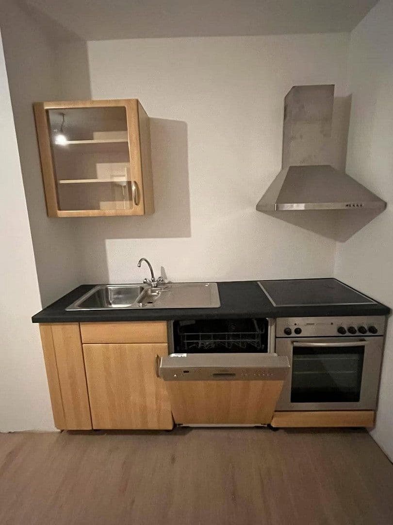 Pronájem bytu 2+kk 65 m², Theaterstr. 11, Hof, Bavorsko Pronájem bytu 2+kk 65 m², Theaterstr. 11, Hof, Bavorsko