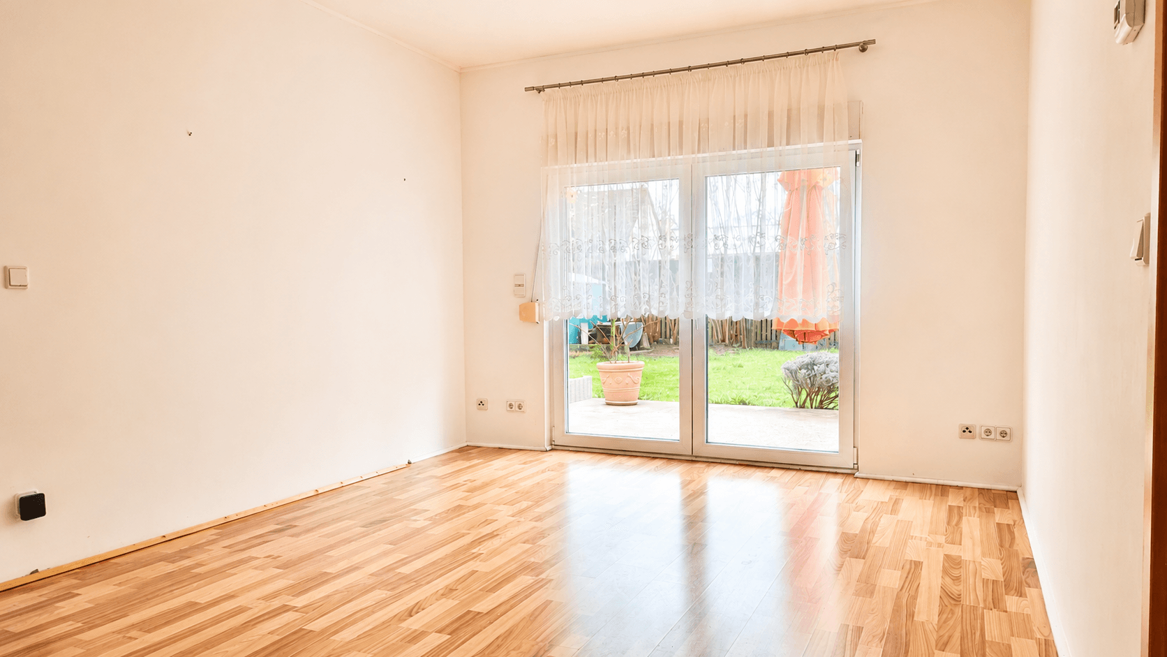 Prodej domu 76 m², pozemek 828 m², Blankenfelde-Mahlow, Braniborsko Prodej domu 76 m², pozemek 828 m², Blankenfelde-Mahlow, Braniborsko