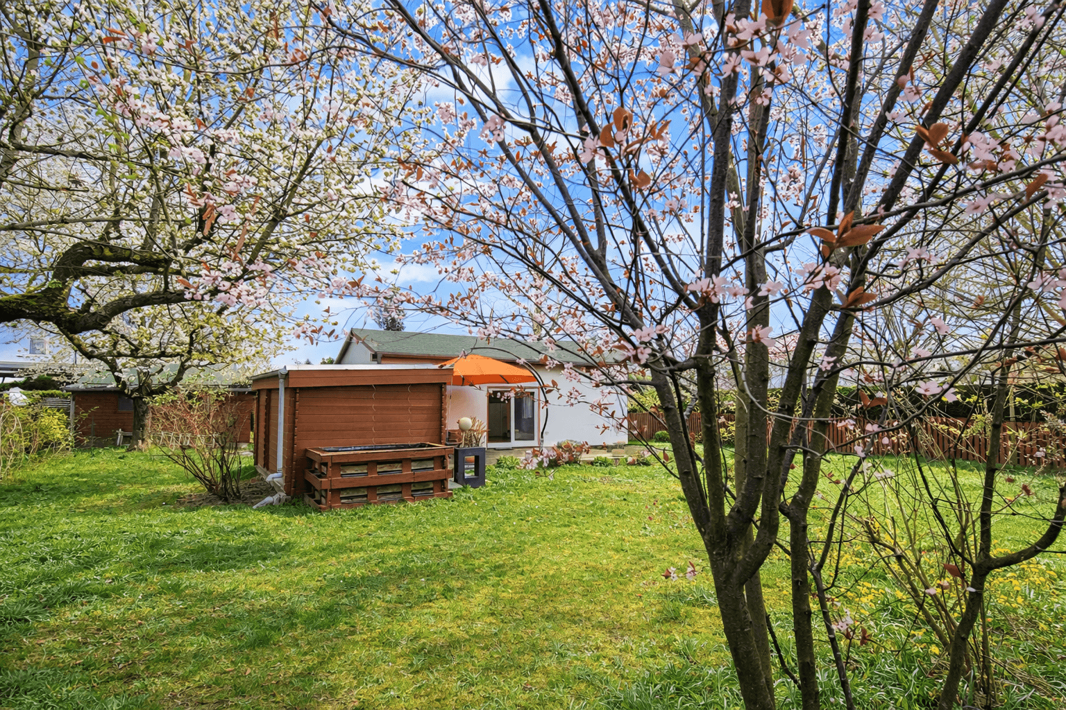 Prodej domu 76 m², pozemek 828 m², Blankenfelde-Mahlow, Braniborsko Prodej domu 76 m², pozemek 828 m², Blankenfelde-Mahlow, Braniborsko
