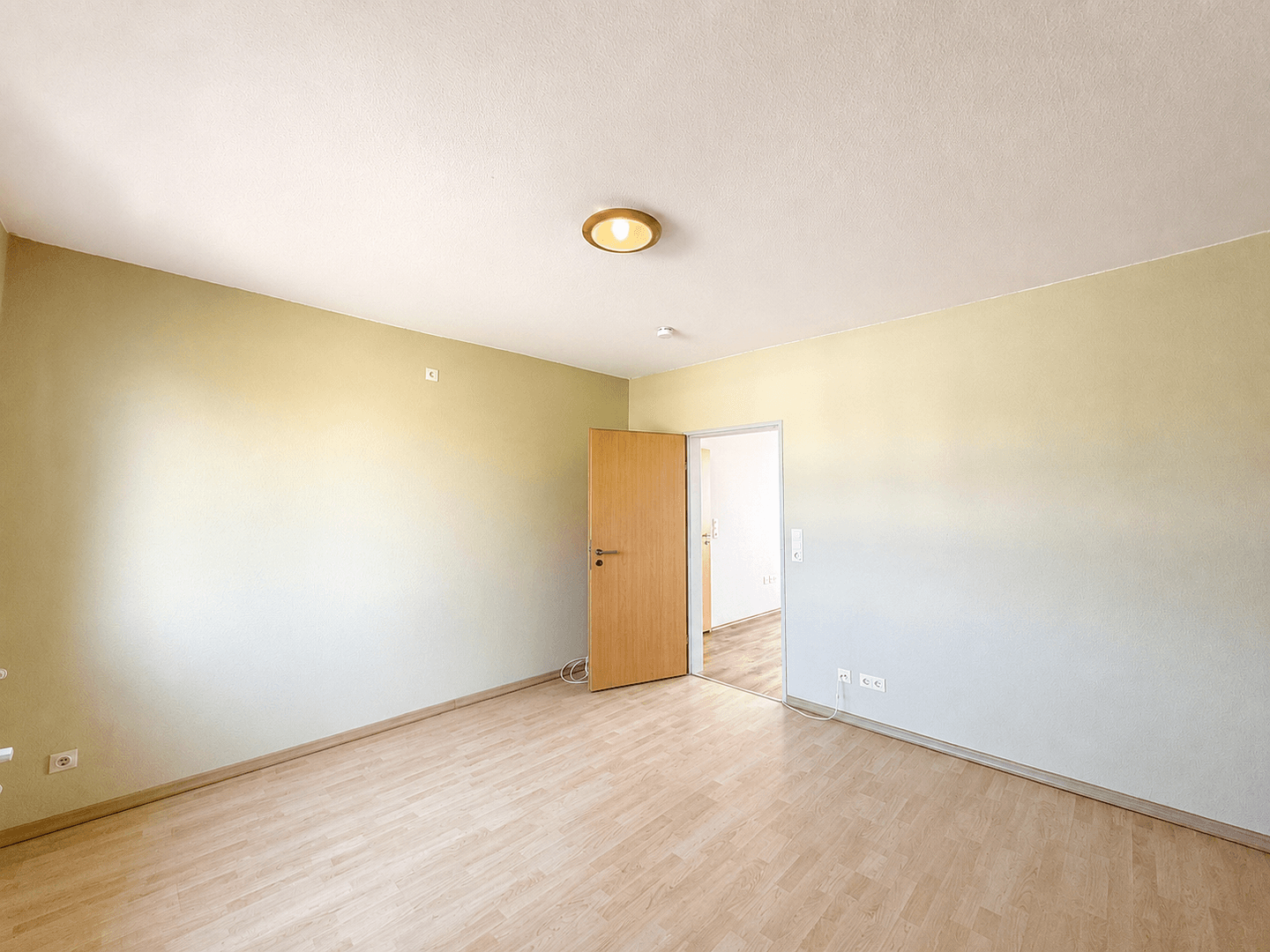 Pronájem bytu 3+1 70 m², Rominter Straße 14, Bremen, Bremen Pronájem bytu 3+1 70 m², Rominter Straße 14, Bremen, Bremen