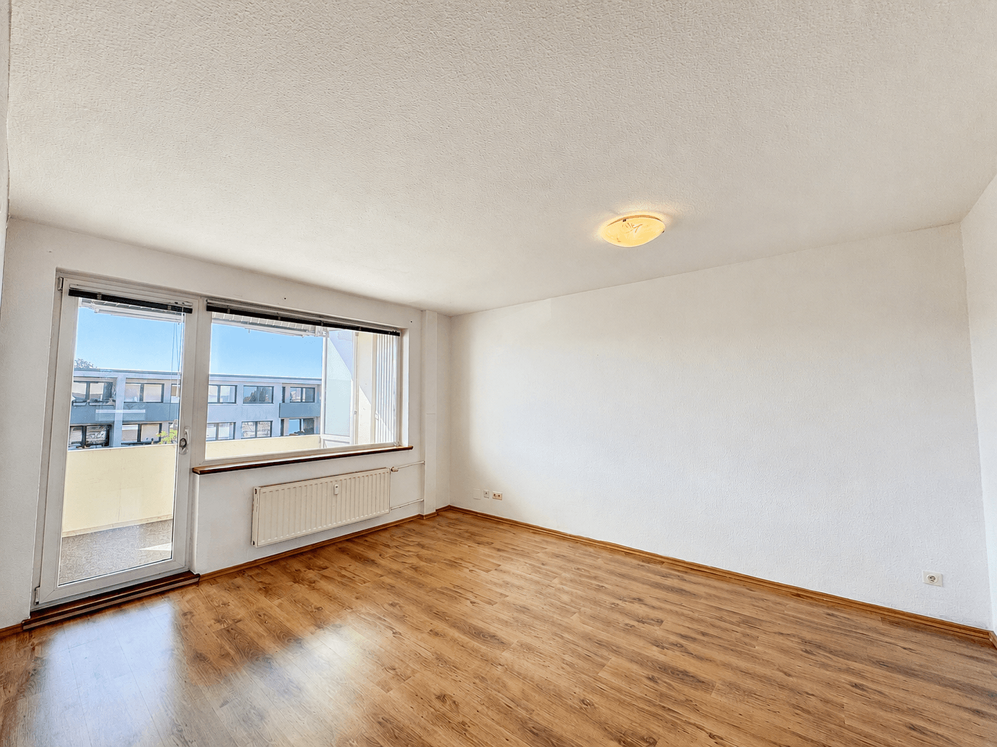 Pronájem bytu 3+1 70 m², Rominter Straße 14, Bremen, Bremen Pronájem bytu 3+1 70 m², Rominter Straße 14, Bremen, Bremen