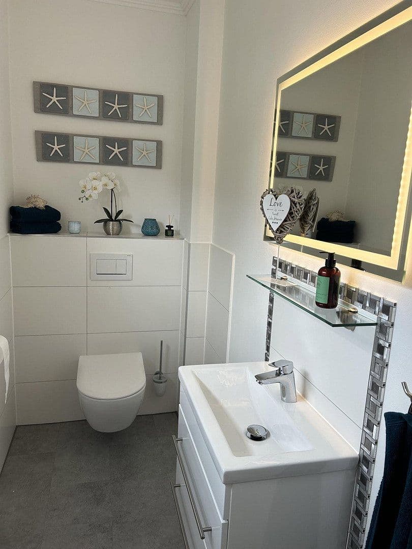 Prodej domu 180 m², pozemek 577 m², Essen, Severní Porýní-Vestfálsko Prodej domu 180 m², pozemek 577 m², Essen, Severní Porýní-Vestfálsko