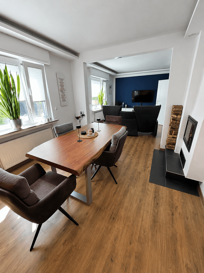 Prodej domu 180 m², pozemek 577 m², Essen, Severní Porýní-Vestfálsko Prodej domu 180 m², pozemek 577 m², Essen, Severní Porýní-Vestfálsko