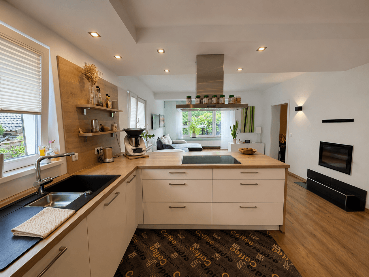 Prodej domu 180 m², pozemek 577 m², Essen, Severní Porýní-Vestfálsko Prodej domu 180 m², pozemek 577 m², Essen, Severní Porýní-Vestfálsko