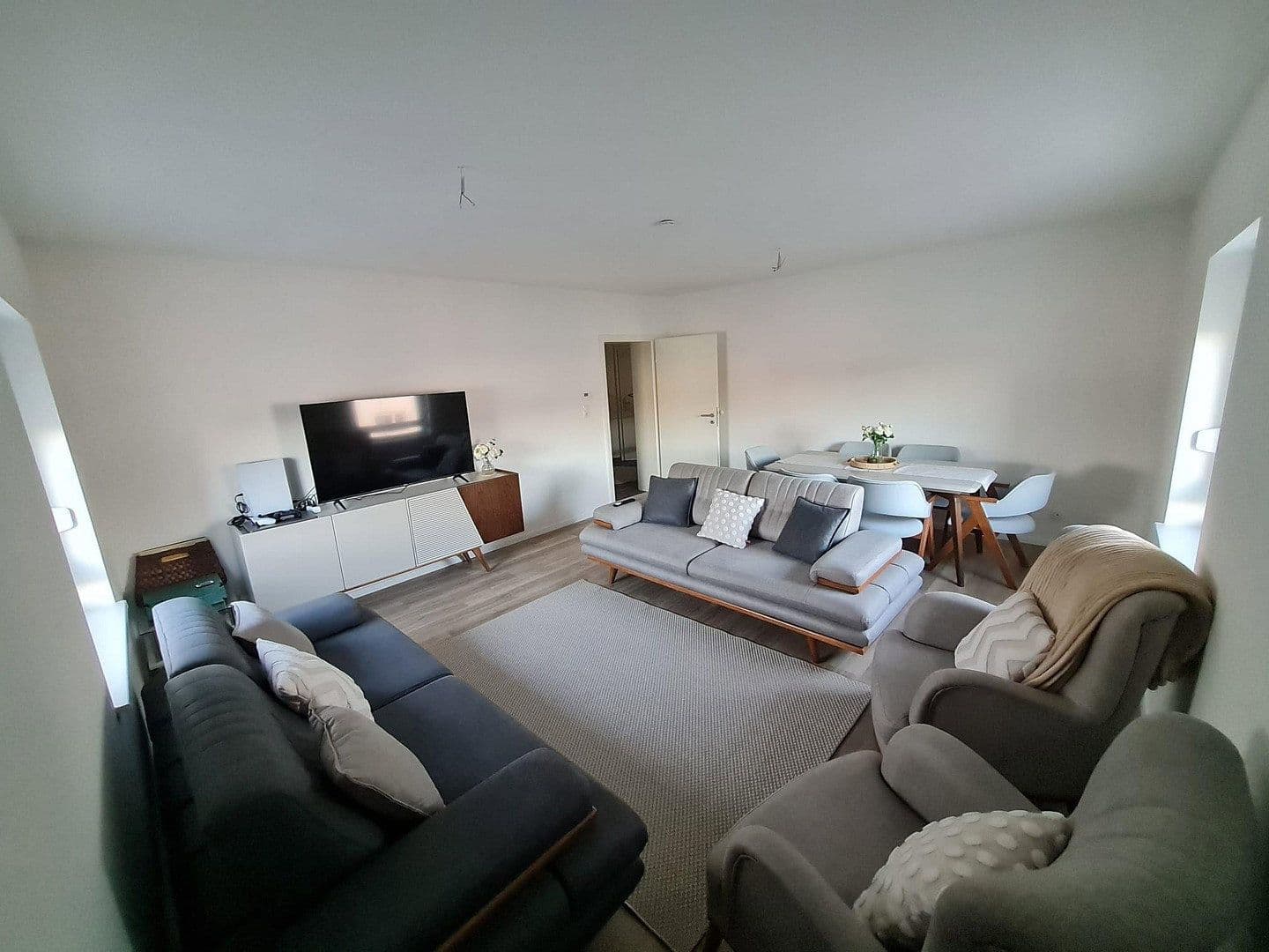 Pronájem bytu 2+kk 90 m², Bismarckstr. 5, Grünberg, Hessen Pronájem bytu 2+kk 90 m², Bismarckstr. 5, Grünberg, Hessen