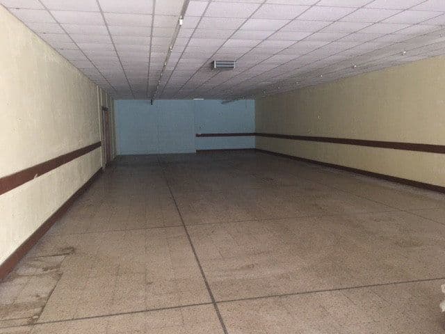 Pronájem nebytového prostoru 350 m², Gerhart-Hauptmann-Straße 2, Borna, Sasko Pronájem nebytového prostoru 350 m², Gerhart-Hauptmann-Straße 2, Borna, Sasko
