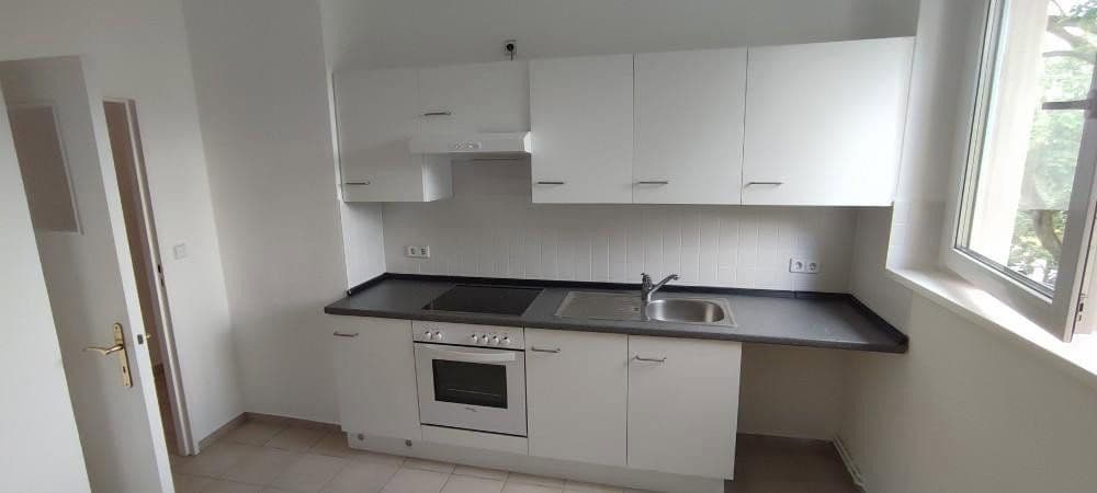 Pronájem bytu 2+1 71 m², Elisabethstraße 12b-c, Berlin, Berlín Pronájem bytu 2+1 71 m², Elisabethstraße 12b-c, Berlin, Berlín