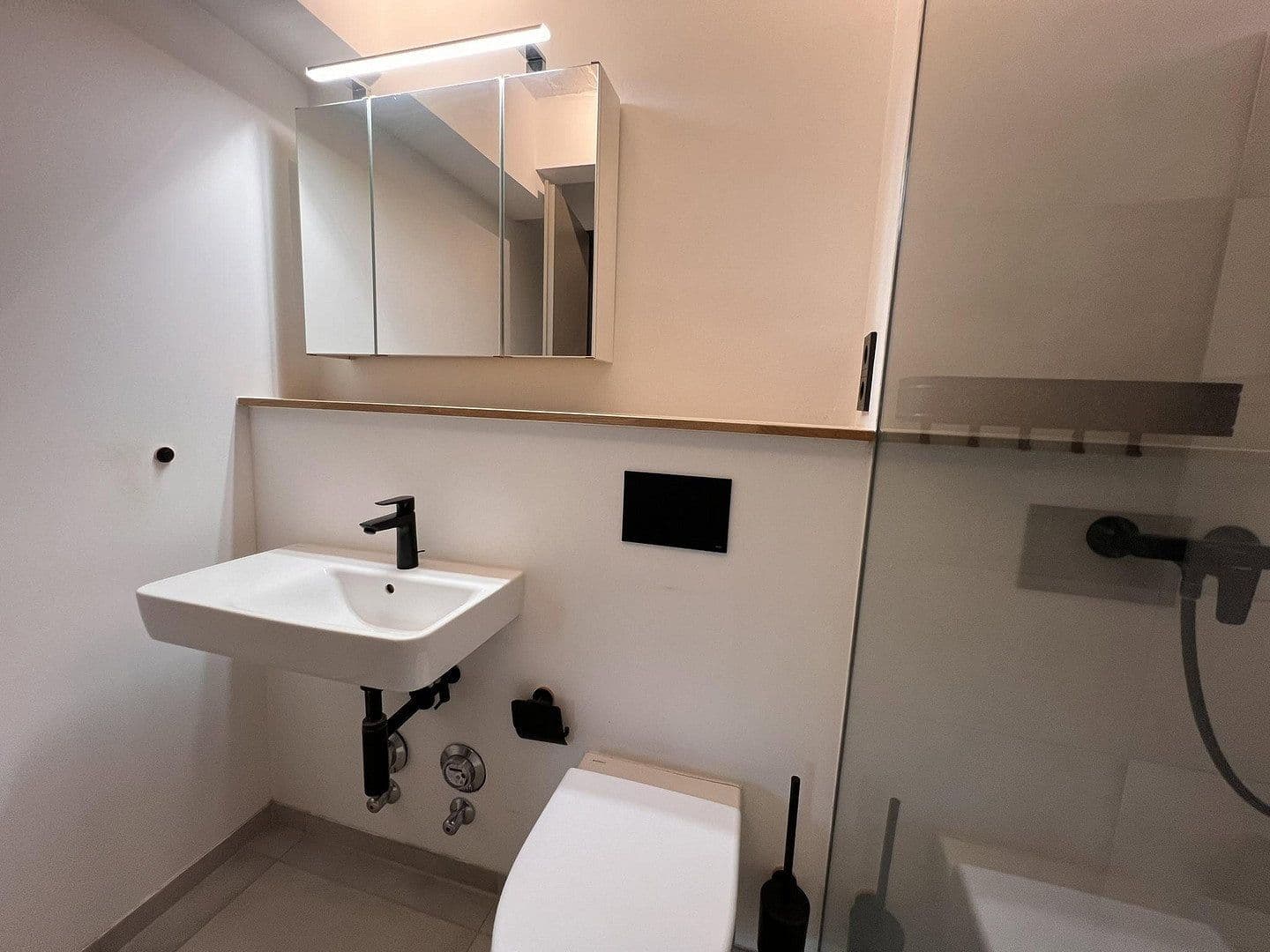 Pronájem bytu 1+1 57 m², Habichtstraße 37, Hamburg, Hamburg Pronájem bytu 1+1 57 m², Habichtstraße 37, Hamburg, Hamburg